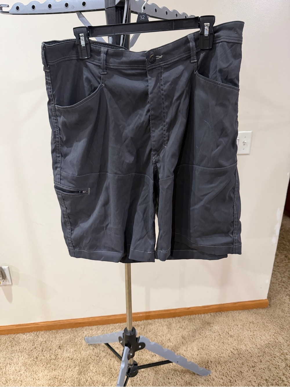 Wrangler Men's Dark Gray Cargo Shorts with Utility Pockets